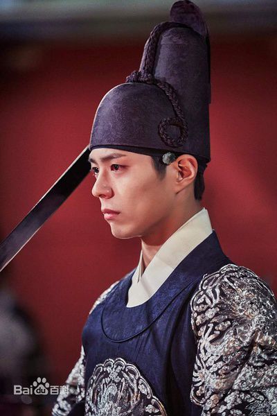 最全朴宝剑(|Park Bo Gum)在《云画的月光》中的壁纸