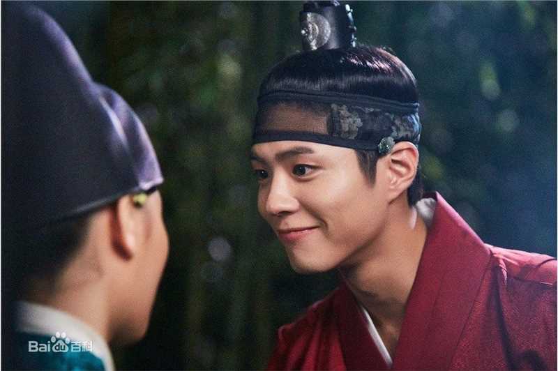 最全朴宝剑(|Park Bo Gum)在《云画的月光》中的壁纸