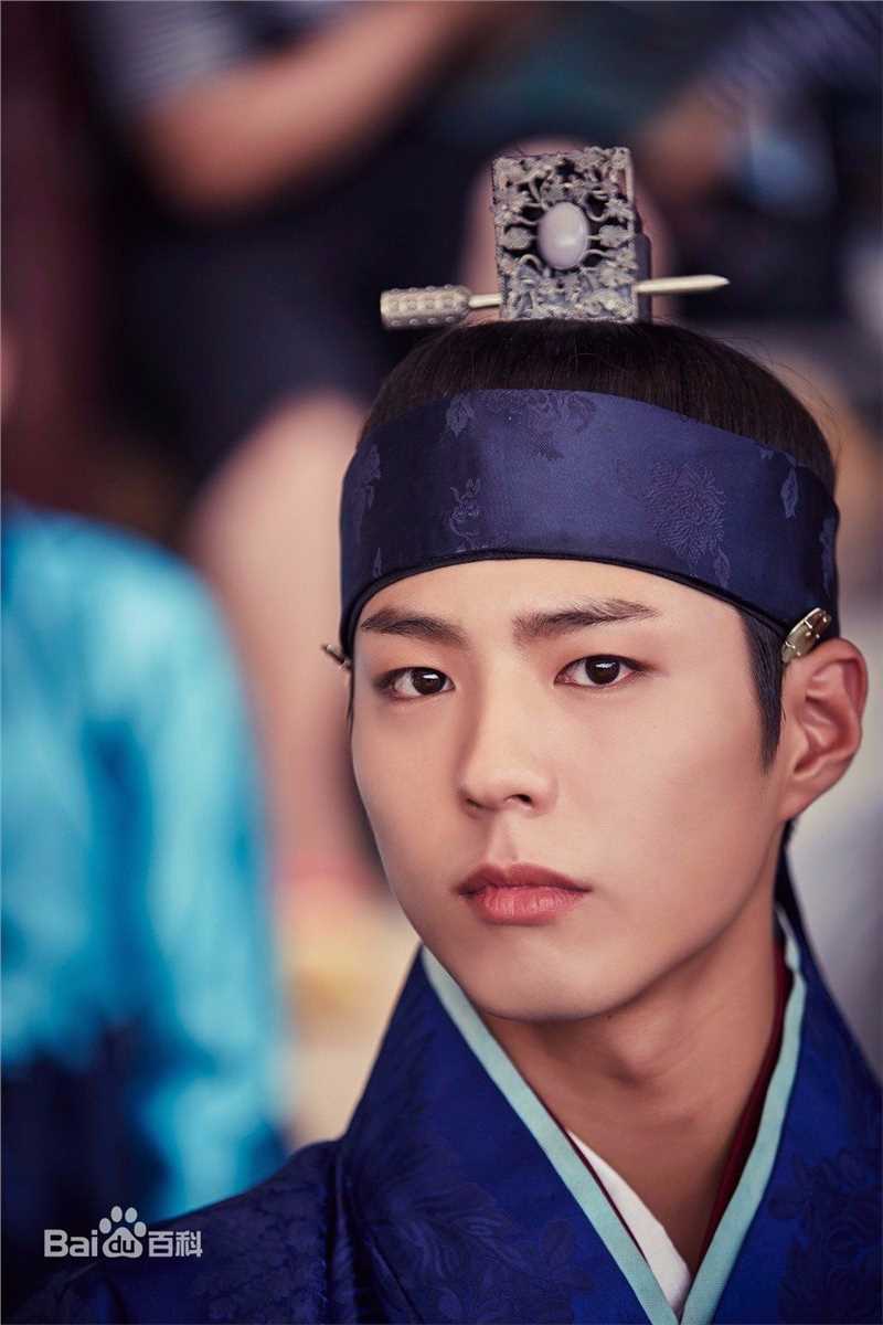 最全朴宝剑(|Park Bo Gum)在《云画的月光》中的壁纸