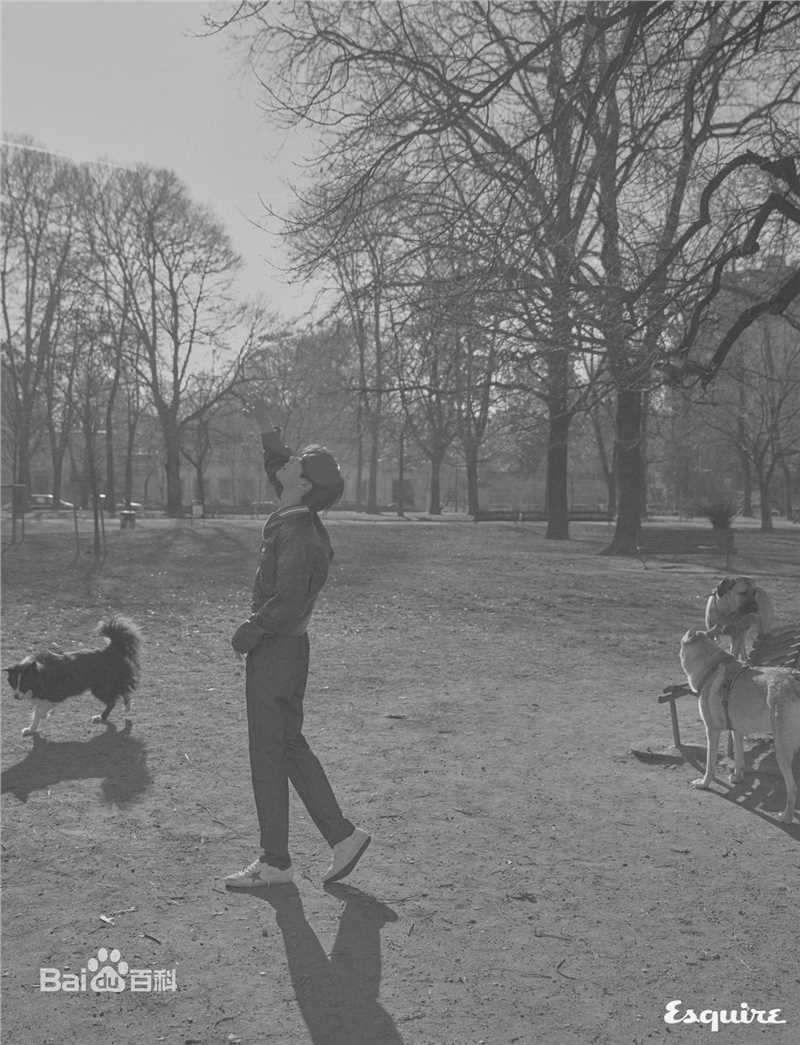 朴宝剑(|Park Bo Gum)Esquire韩国2018年3月号图册