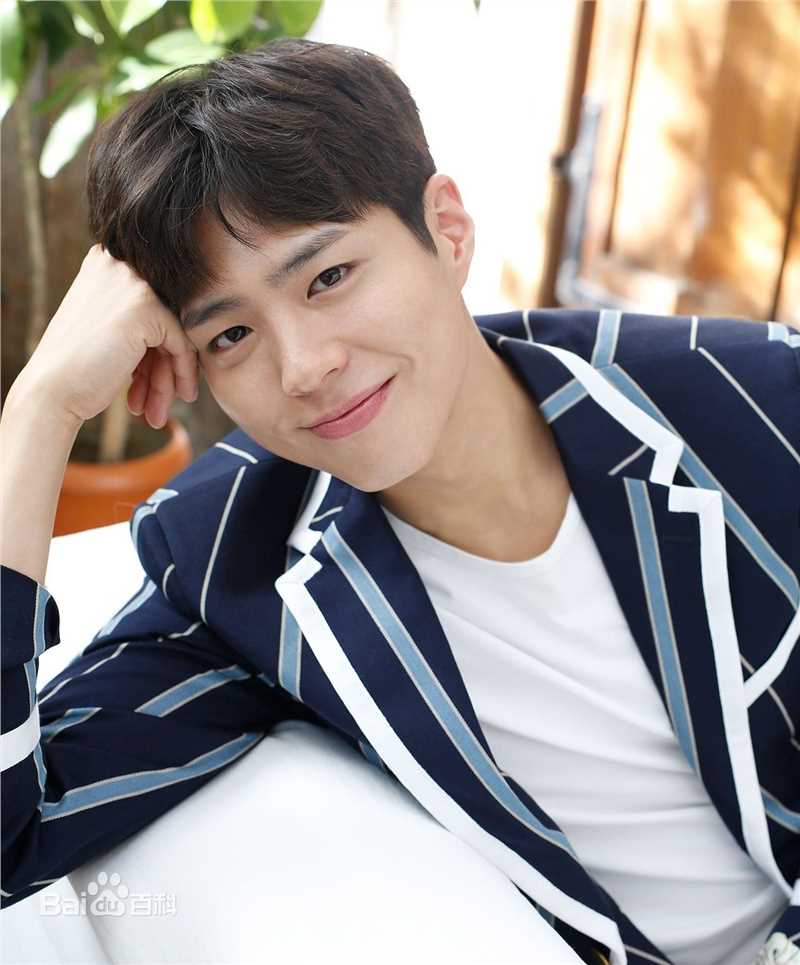 朴宝剑(|Park Bo Gum)前后照片