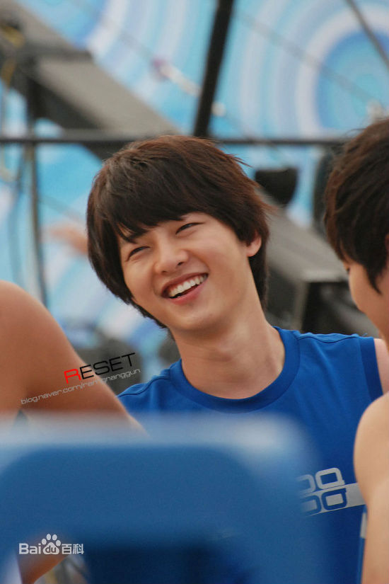 宋仲基(Song Joong Ki)综艺主持生活照