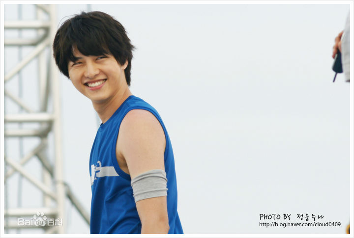 宋仲基(Song Joong Ki)综艺主持生活照