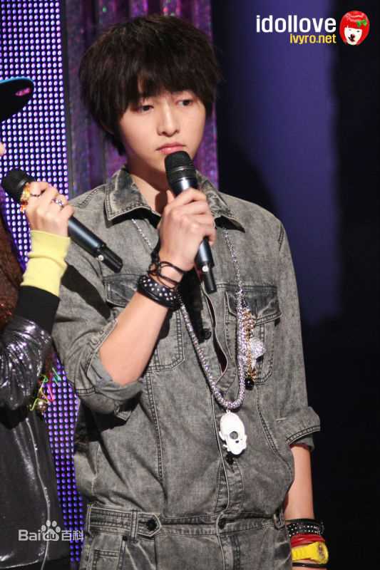 宋仲基(Song Joong Ki)综艺主持生活照