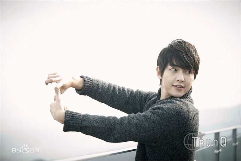 最优质宋仲基(Song Joong Ki)在《TrunQ Korea》大邱篇中的相册