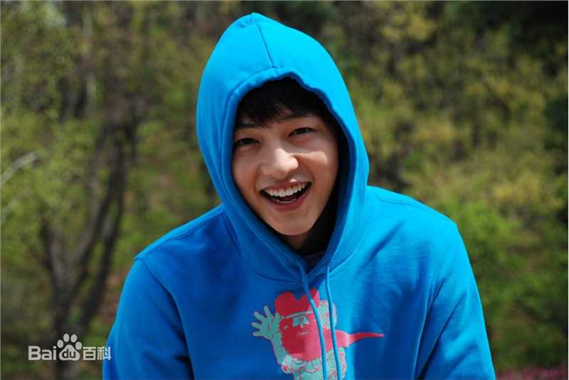 精选宋仲基(Song Joong Ki)在《Triple》（2009）中的图册