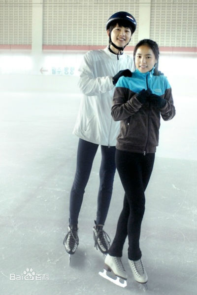 精选宋仲基(Song Joong Ki)在《Triple》（2009）中的图册