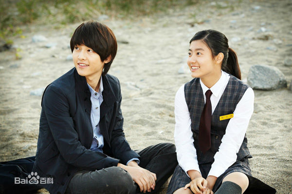 最全宋仲基(Song Joong Ki)在《圣诞节会下雪吗》(2009)中的壁纸