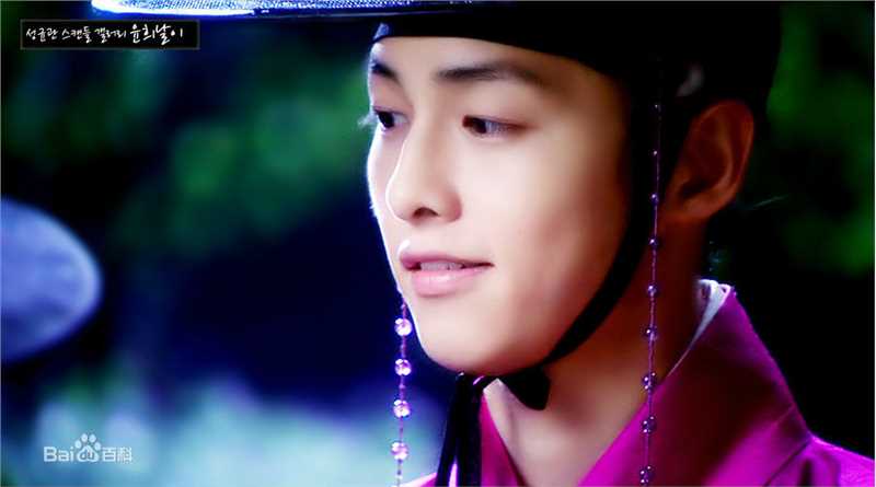 高清宋仲基(Song Joong Ki)在《成均馆绯闻》（2010）中的图集