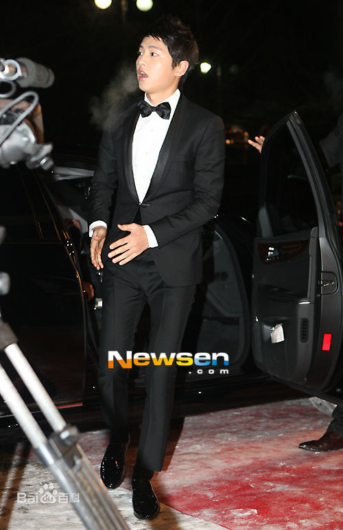 宋仲基(Song Joong Ki)KBS演技大赏（2012）性感图片图集