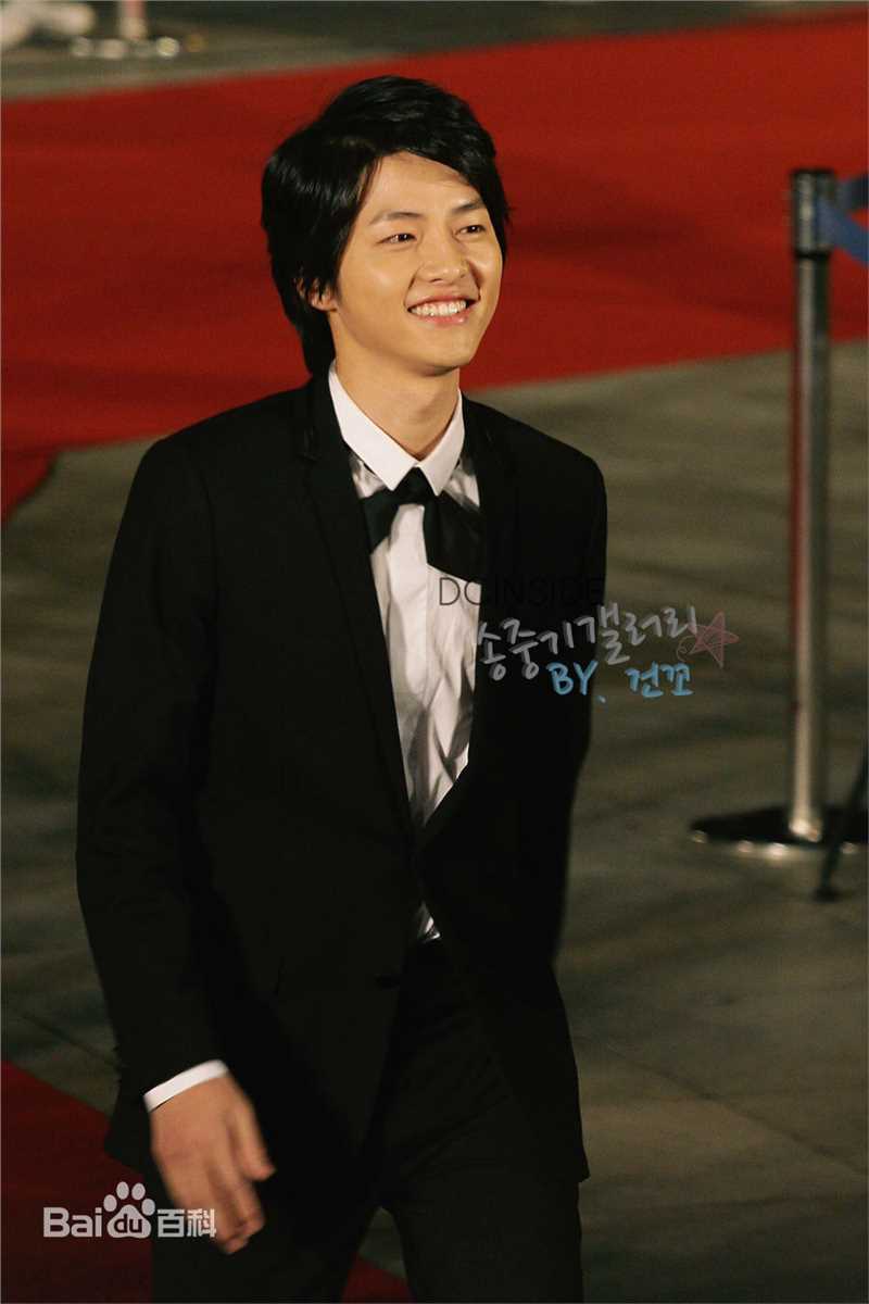 宋仲基(Song Joong Ki)第31届青龙电影节（2010）图片图册