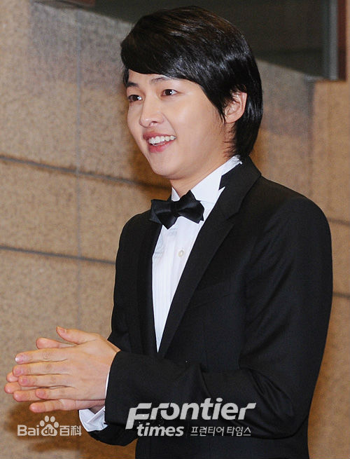 宋仲基(Song Joong Ki)S演艺大赏（2010）图片图册