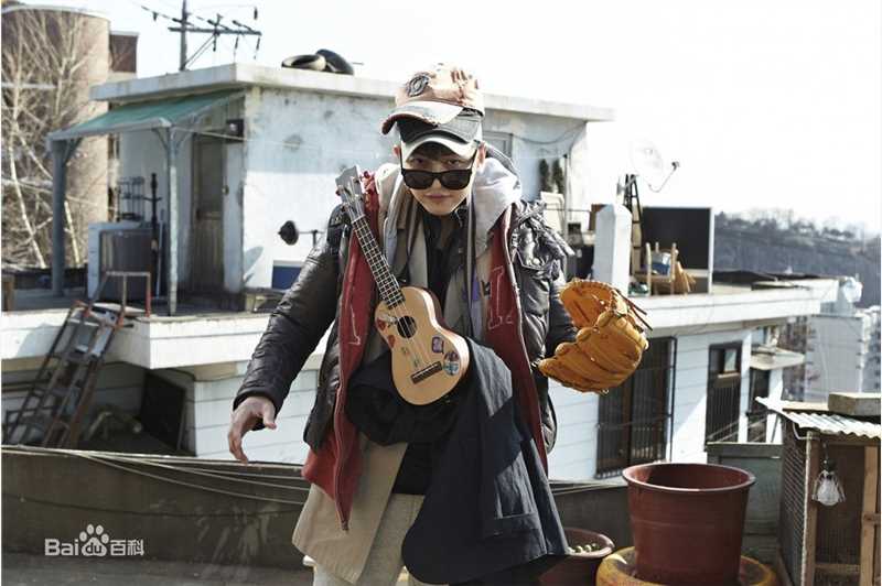 宋仲基(Song Joong Ki)越“剥”越有魅力的演员前后照片