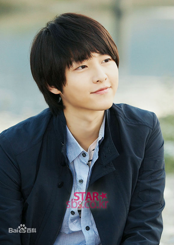 宋仲基(Song Joong Ki)越“剥”越有魅力的演员前后照片