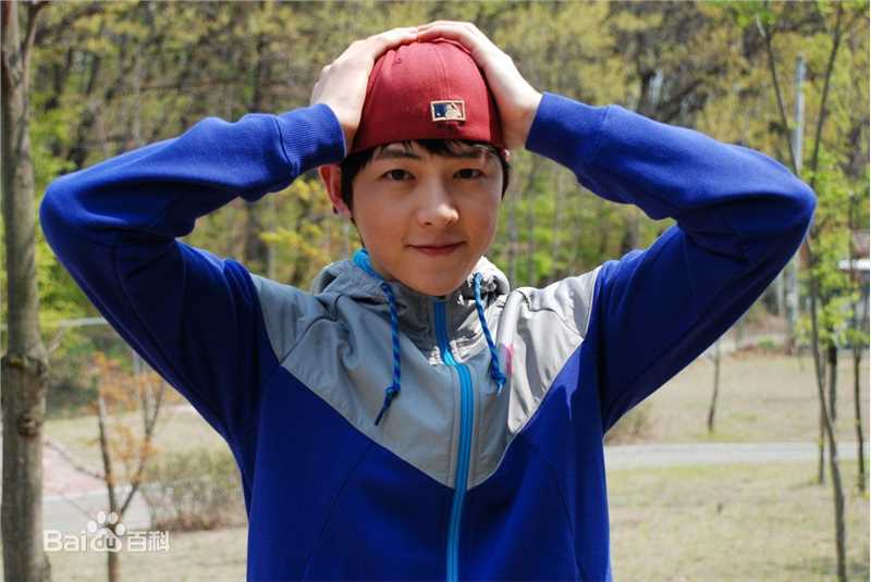 宋仲基(Song Joong Ki)越“剥”越有魅力的演员前后照片