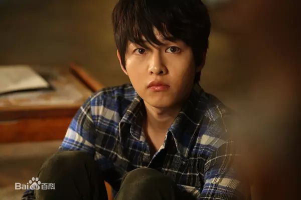 最新宋仲基(Song Joong Ki)在《狼少年》（2012）中的壁纸