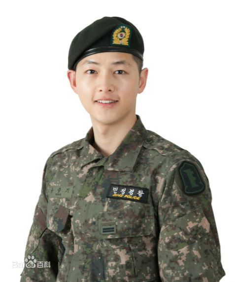 宋仲基(Song Joong Ki)军中生活性感图片壁纸