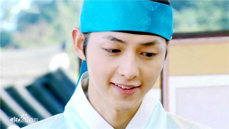 最新宋仲基(Song Joong Ki)在作品《成均馆绯闻》饰演具龙河中的图集