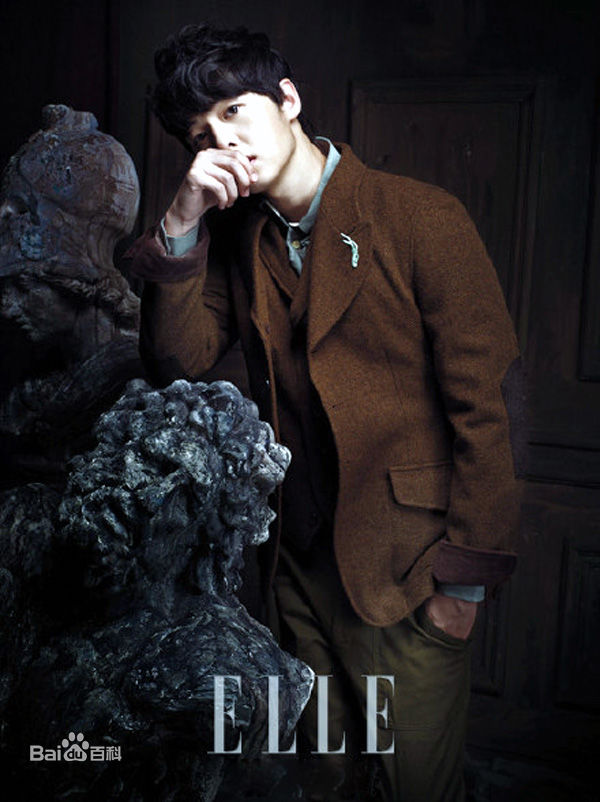宋仲基(Song Joong Ki)最优质《ELLE》相册