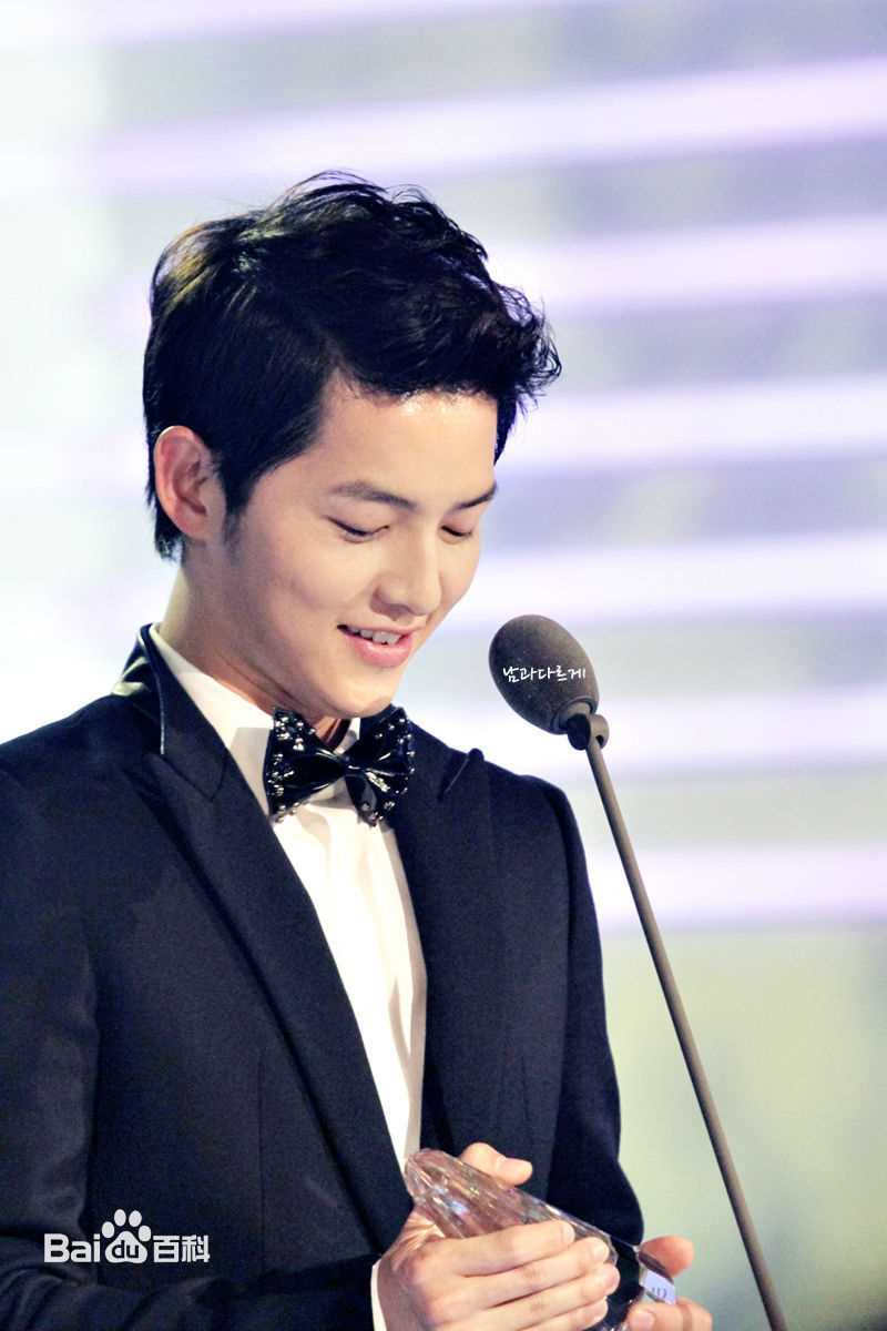 最全宋仲基(Song Joong Ki)在活动《Style Icon Awards》中的相册