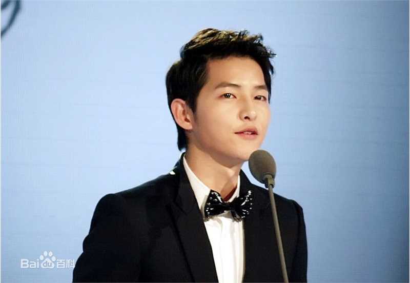 最全宋仲基(Song Joong Ki)在活动《Style Icon Awards》中的相册