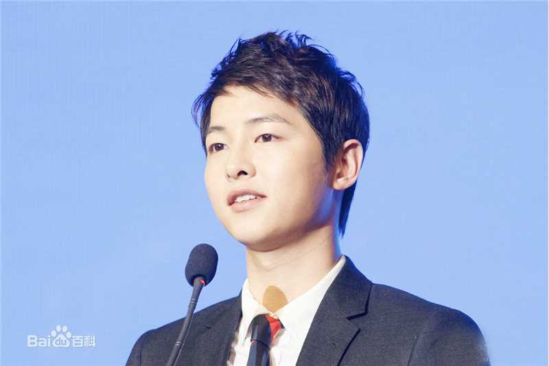 高清宋仲基(Song Joong Ki)在活动《大韩民国文化演艺大奖》中的图集