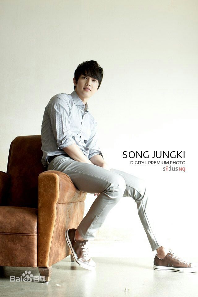 最全宋仲基(Song Joong Ki)精彩图册