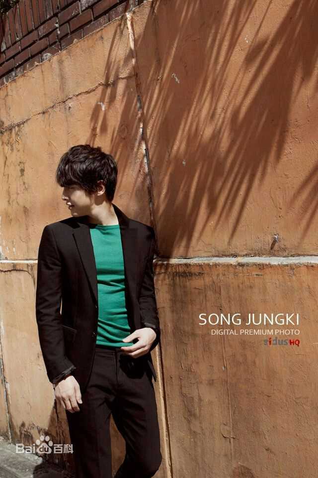 最全宋仲基(Song Joong Ki)精彩图册