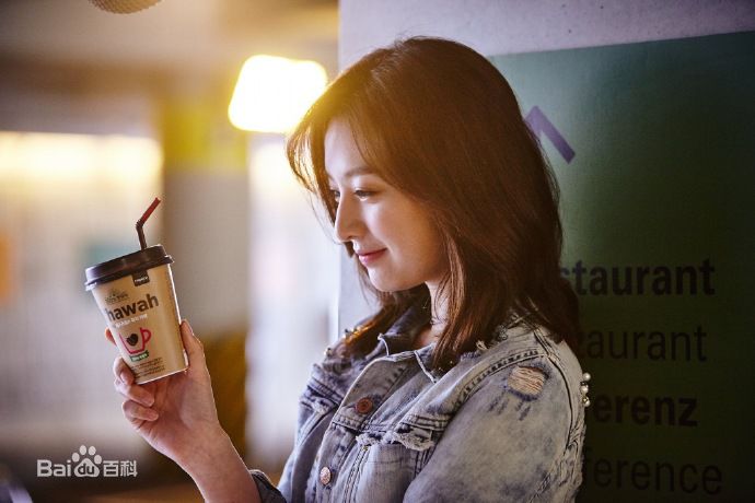 金智媛（本名）(/Kim Ji Won/キム·ジウォン)代言汇总性感图片壁纸