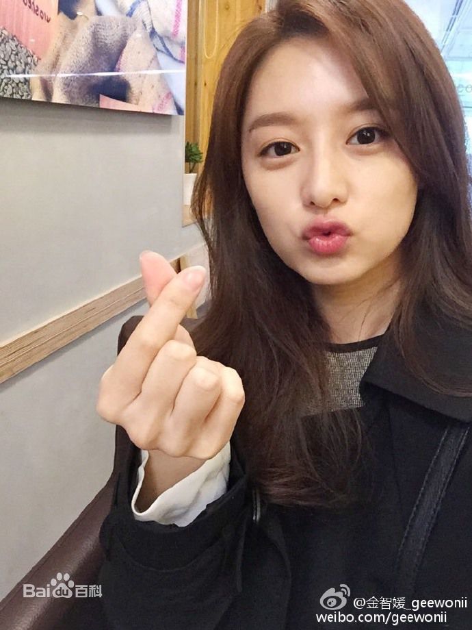 金智媛（本名）(/Kim Ji Won/キム·ジウォン)SNS壁纸壁纸