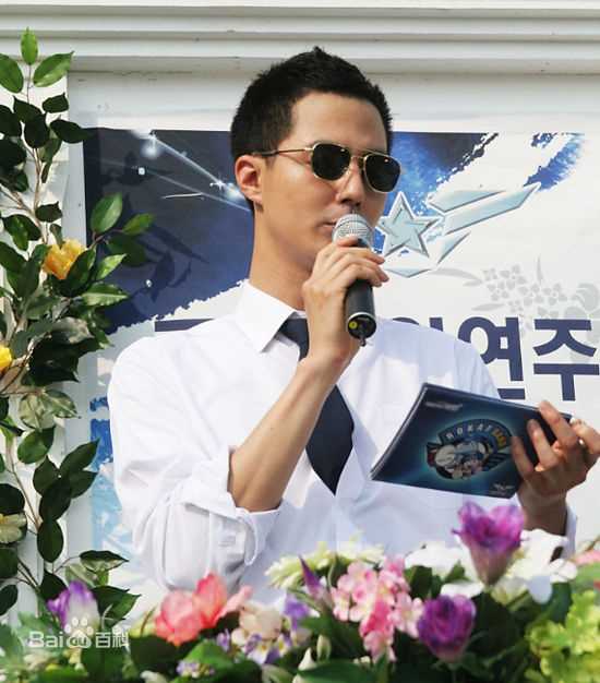 赵寅成(Zo In Sung)当兵时期图片图册