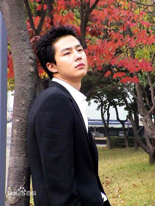 最新赵寅成(Zo In Sung)在《钢琴别恋》（2001）中的图集