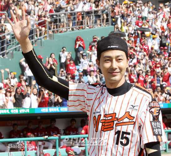 赵寅成(Zo In Sung)社会活动壁纸壁纸