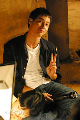 赵寅成(Zo In Sung)在《南男北女》（2003）中的