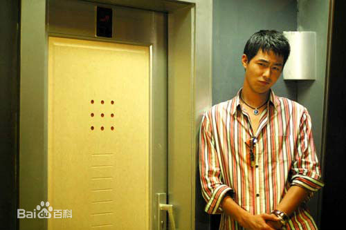 赵寅成(Zo In Sung)在《南男北女》（2003）中的