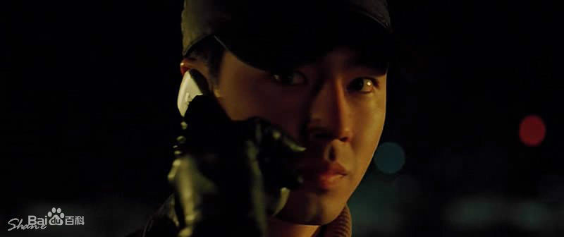 最新赵寅成(Zo In Sung)在《卑劣的街头》（2006）中的壁纸