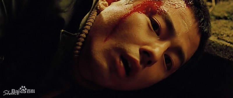 最新赵寅成(Zo In Sung)在《卑劣的街头》（2006）中的壁纸