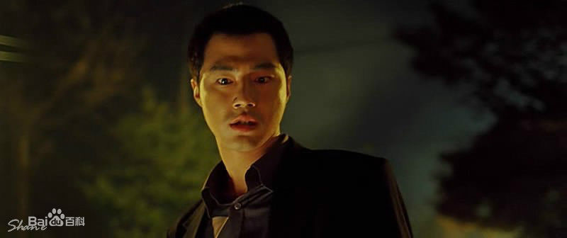 最新赵寅成(Zo In Sung)在《卑劣的街头》（2006）中的壁纸