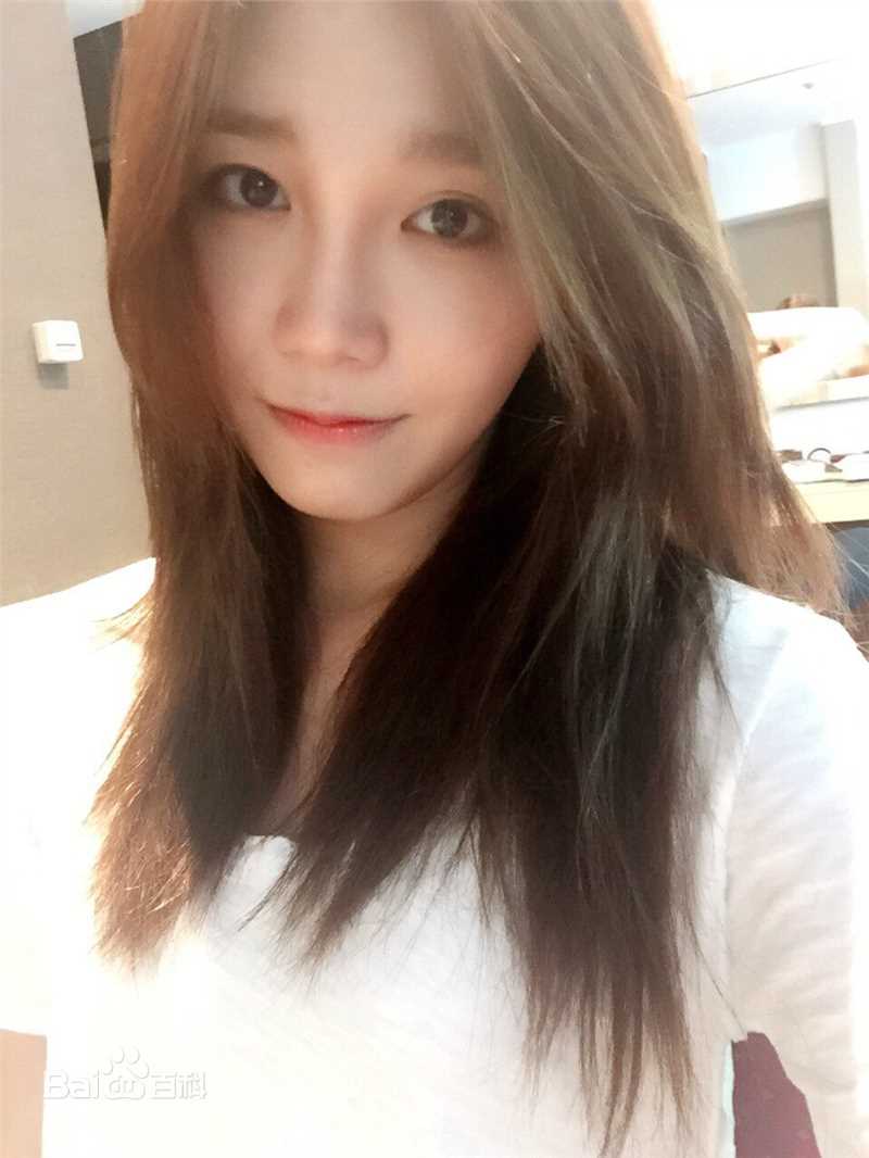 郑恩地(Jung Eun Ji)生活照素颜照相册