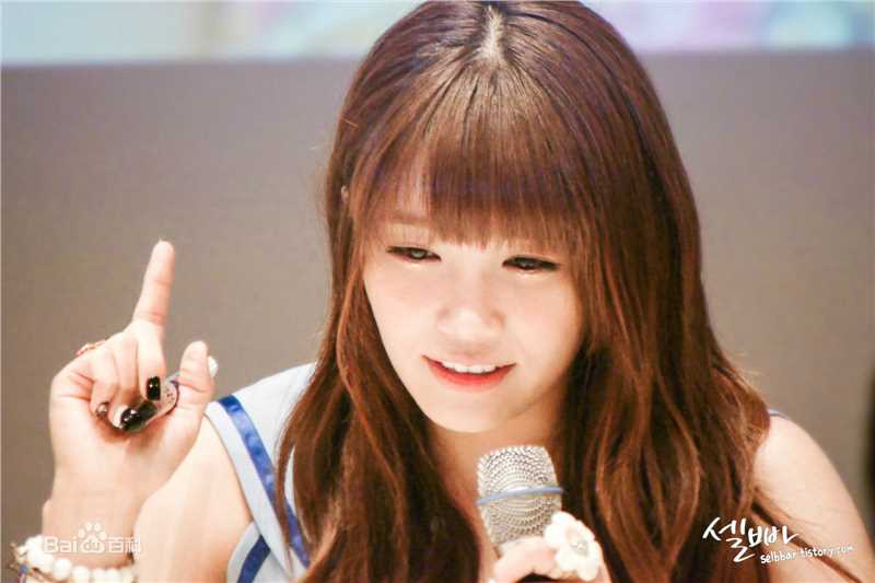 郑恩地(Jung Eun Ji)演出活动前后照片