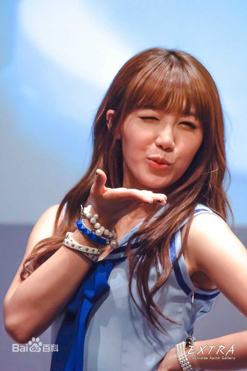 郑恩地(Jung Eun Ji)演出活动前后照片