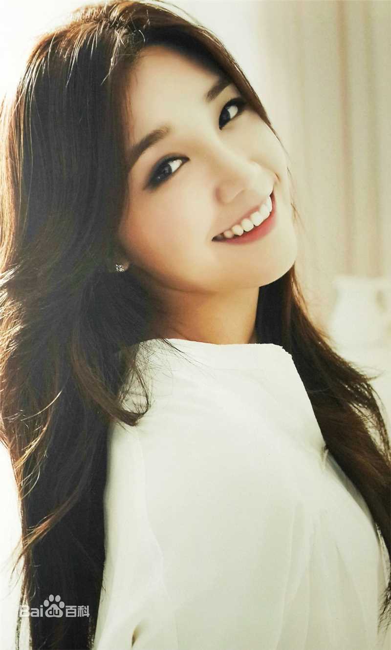 郑恩地(Jung Eun Ji)精选作品图册