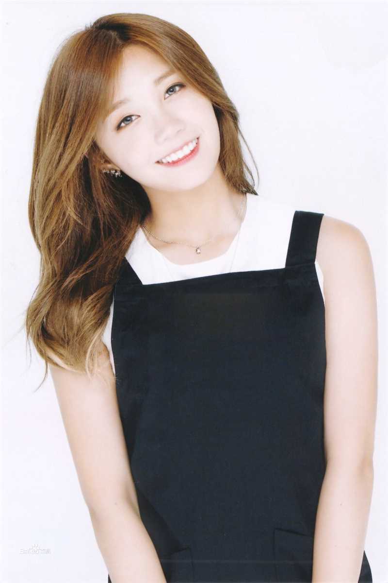 郑恩地(Jung Eun Ji)精选作品图册