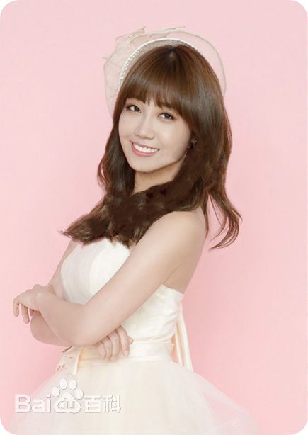 郑恩地(Jung Eun Ji)精选作品图册