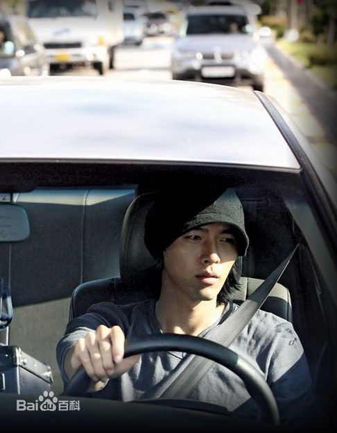 玄彬(Hyun Bin、ヒョンビン)爱，不爱壁纸壁纸