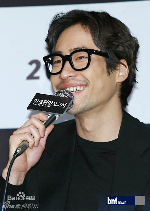 柳承范()精彩图册