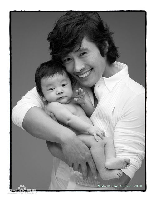 李秉宪(，Lee Byunghun)「天使们的信」前后照片