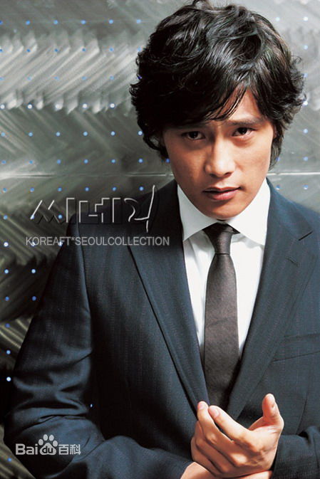 最新李秉宪(，Lee Byunghun)在《The Influence》试映会中的图集