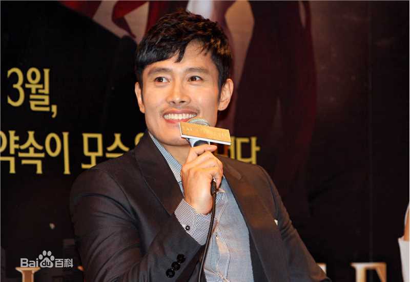 最新李秉宪(，Lee Byunghun)在《The Influence》试映会中的图集