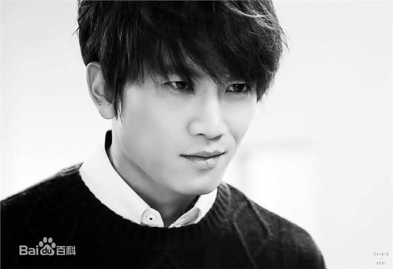 池晟(Ji Sung)影视形象素颜照相册